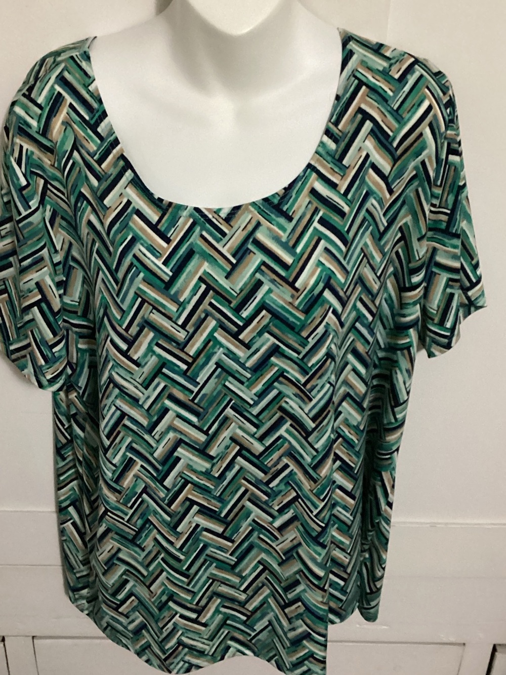 Notations Teal Chevron-Style Scoop Neck Short Sleeve Top